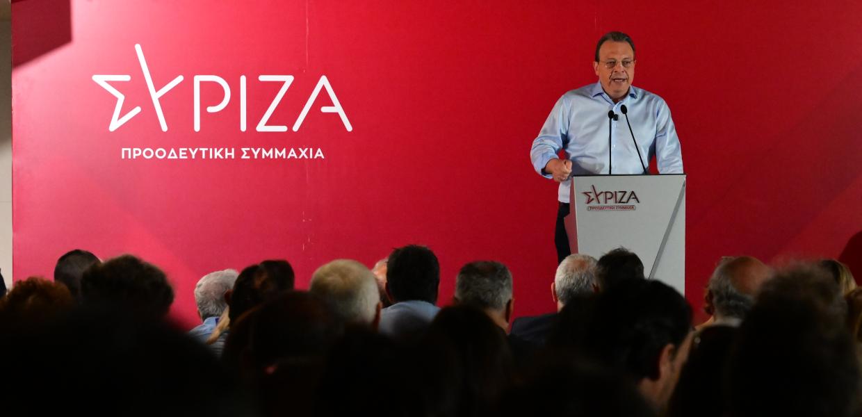 Ο Σωκράτης Φάμελλος στο βήμα της Κεντρικής Επιτροπής του ΣΥΡΙΖΑ - ΠΣ