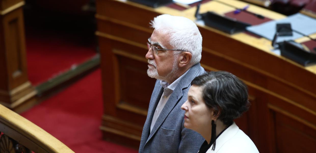 Καρυπίδης - Ακριώτου - Βουλή