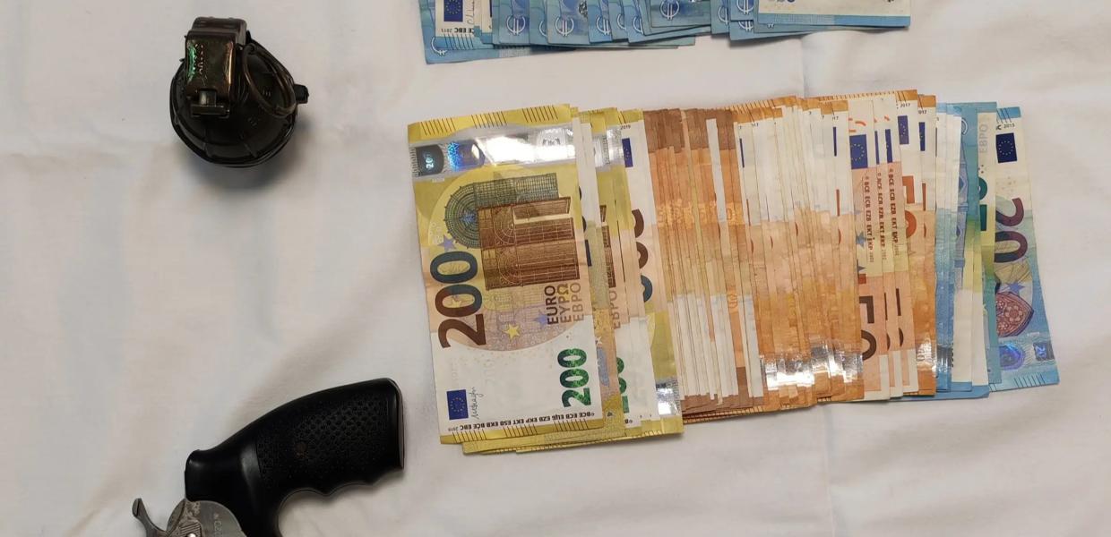 Αποτροπή επίθεσης με χειροβομβίδα στην Αττική