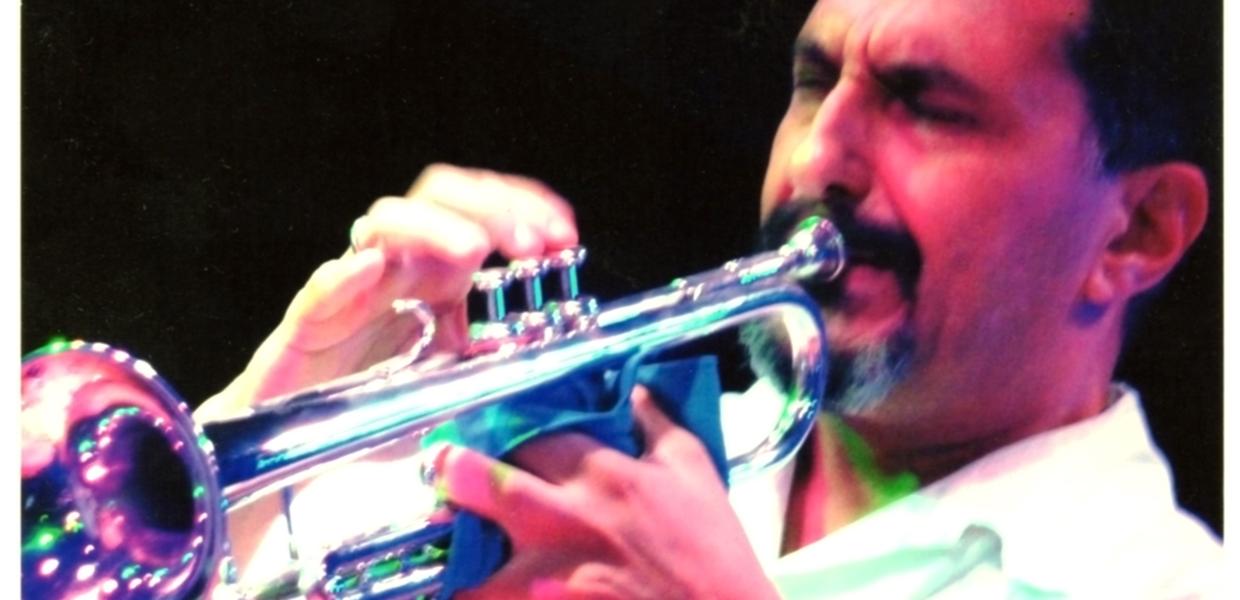 1326005oikonomidis001.jpg