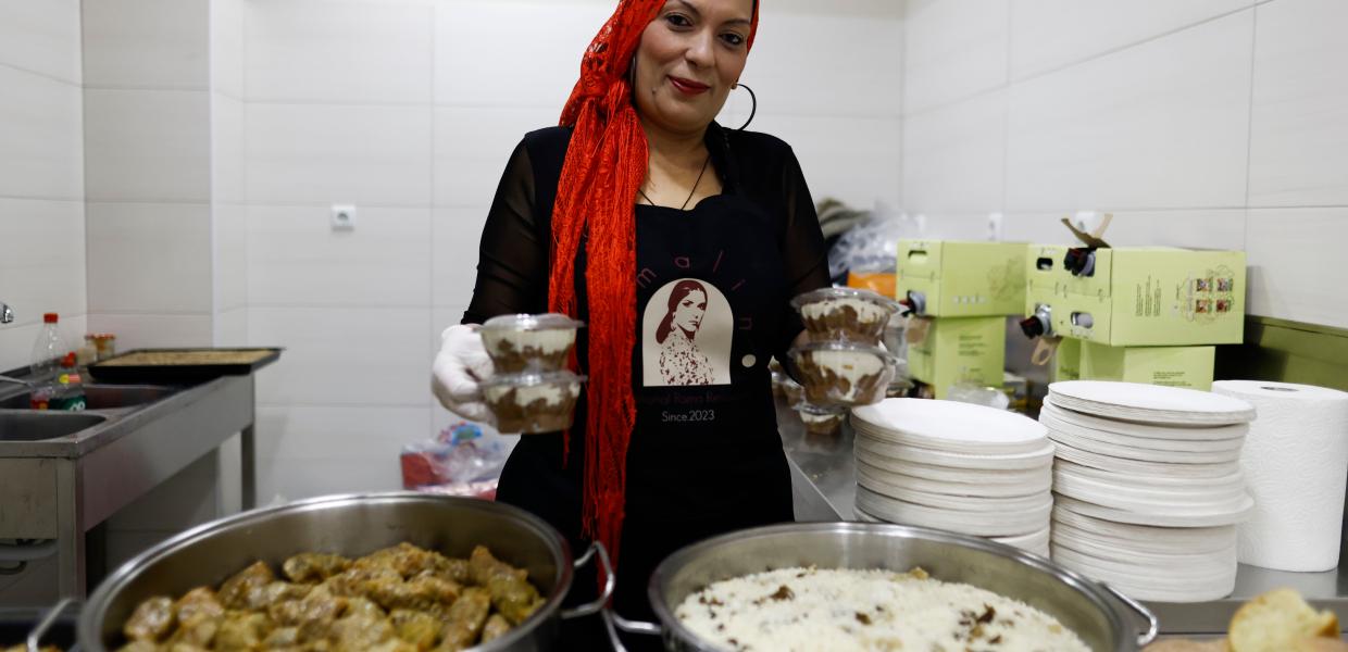 132945654a_Roma_kouzina.jpg