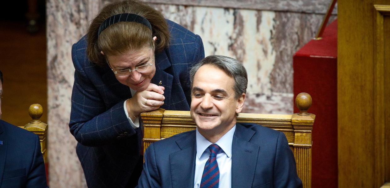Εκλογές 2023 / Η αμετακίνητη Μενδώνη - Γιατί την επιβράβευσε ο Μητσοτάκης |  Αυγή
