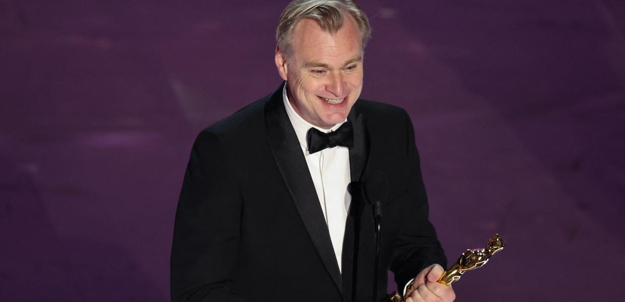 134752818-b.jpg