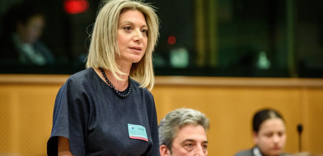 134782524-Karistianou.jpg