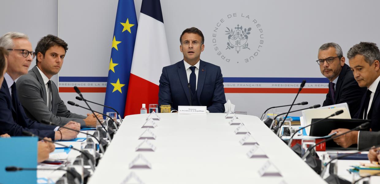 135025612_MACRON_CALEDONIA.jpg