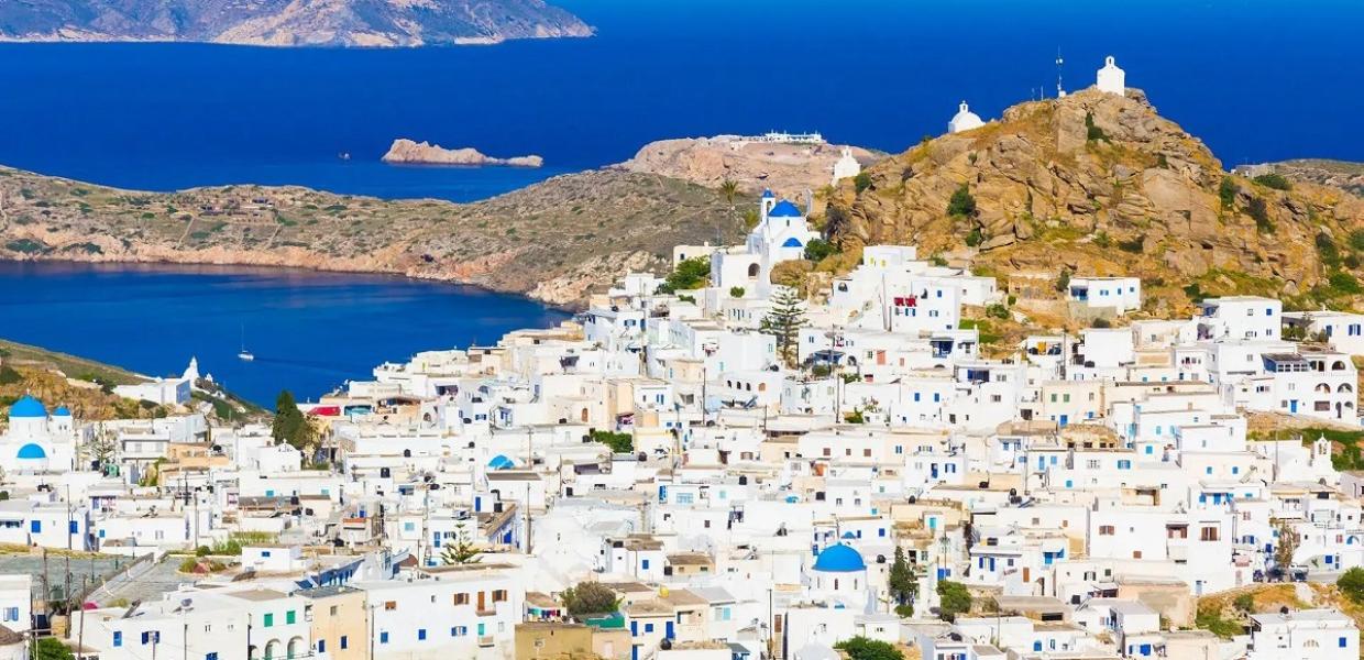 135562630-ios-island.jpg