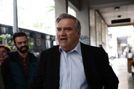 Ο Χάρης Καστανίδης