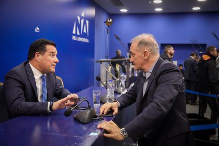 Γεωργιάδης και Σαλμάς